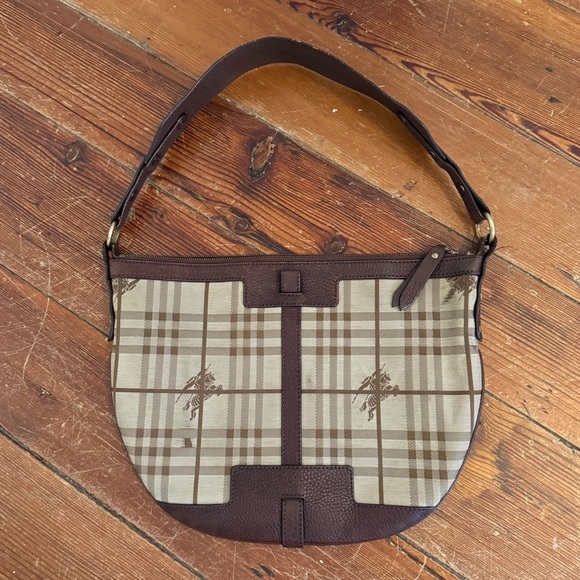 Burberry Handbags - Burberry Vintage Nova Check Leather Shoulder Hobo Bag